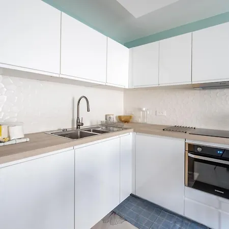 Daire Pins D'or Furnished Flat